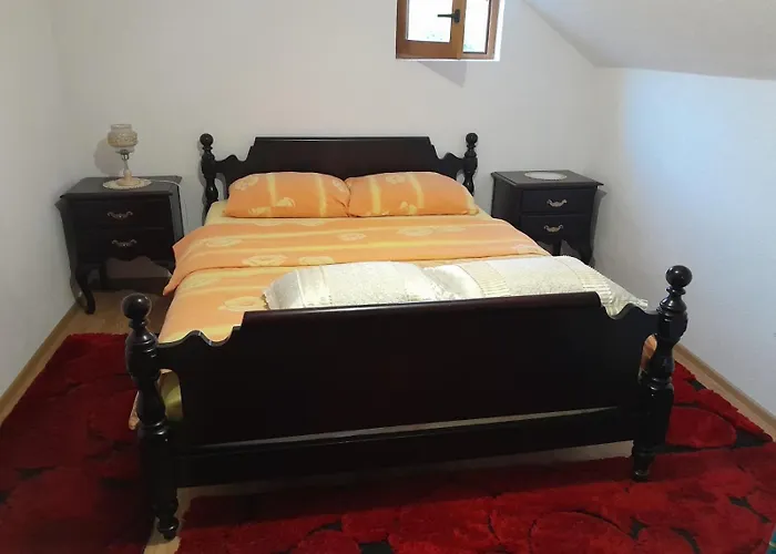 Сasa de vacaciones Vikendica Twins *